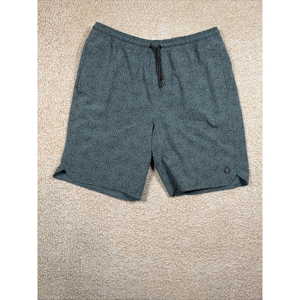 FREE FLY Swim Trunk Men's LARGE Andros Shorts Floral 8" Inseam Fishing outdoor